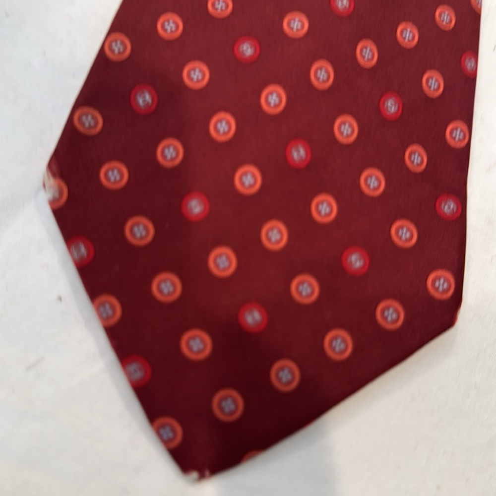 Authentic Chanel Burgundy Patterned Silk Necktie - Picture 9 of 9